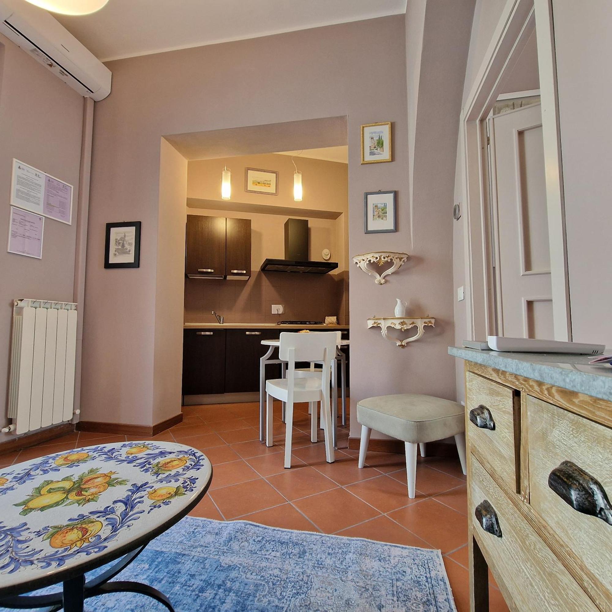 Il Cortile Di San Rufino Apartment Асизи Екстериор снимка